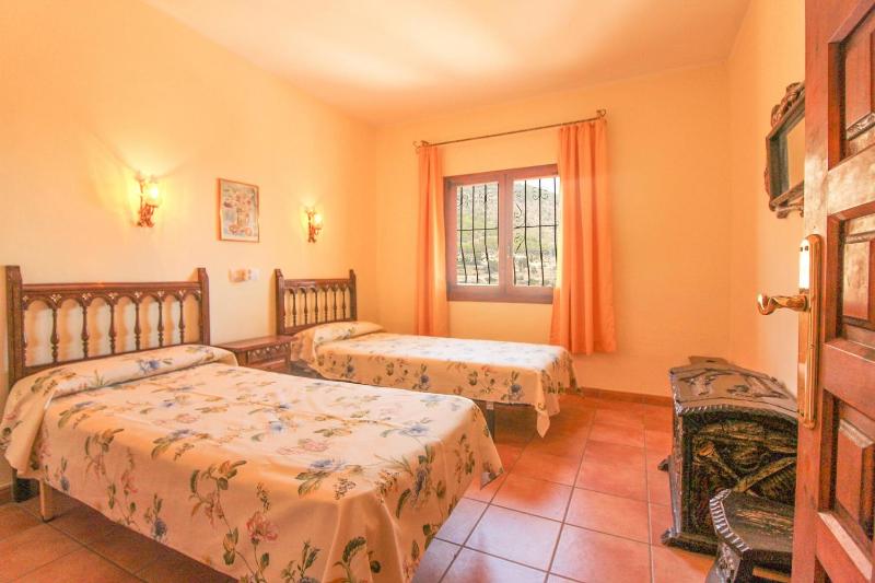 Maryvilla 62 C - image 15
