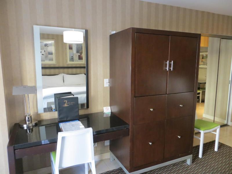7 Springs Inn & Suites - image 13