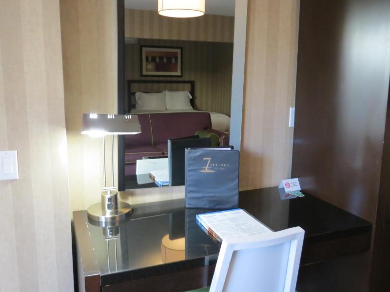 7 Springs Inn & Suites - image 25