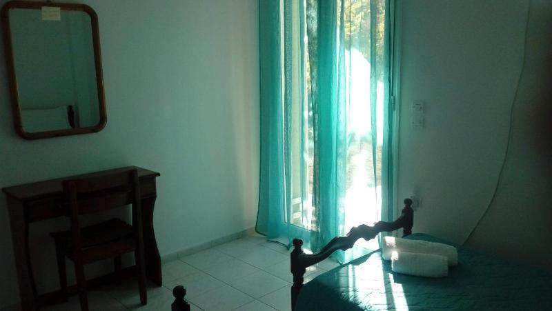 Yellow house - image 16