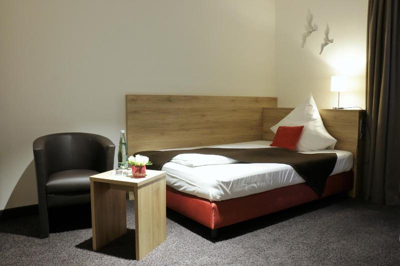 Comfort Single Room image 1