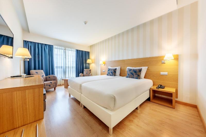 Superior Single Room image 4