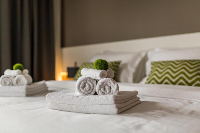 Deluxe Double Room with Balcony and Sea View image 1