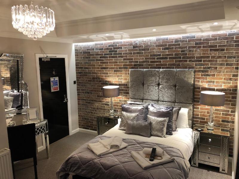 Superior Double Room image 2