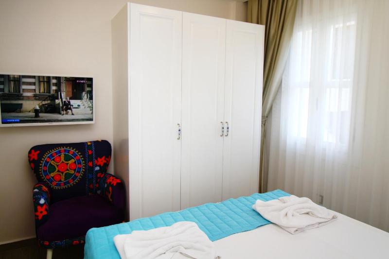 Apartment image 4