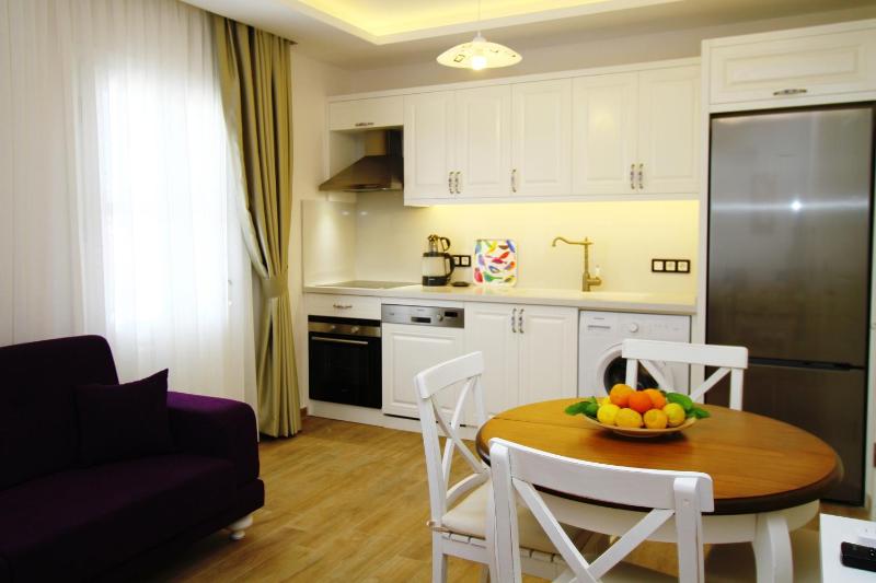 Apartment image 3