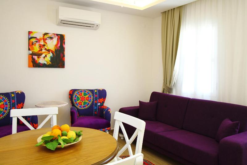 Apartment image 2