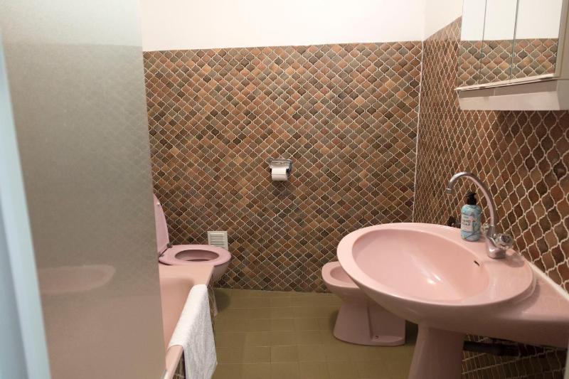 Large Double Room image 2