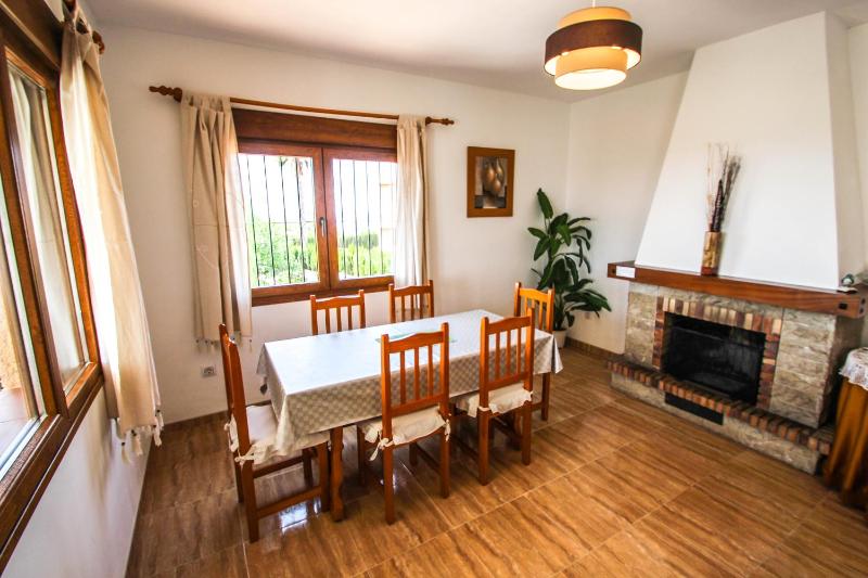 Juanjo - this lovely detached holiday property in Calpe - image 3
