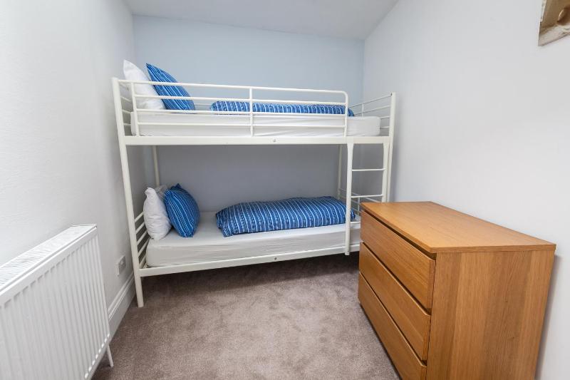 Clydesdale Apartments - image 24