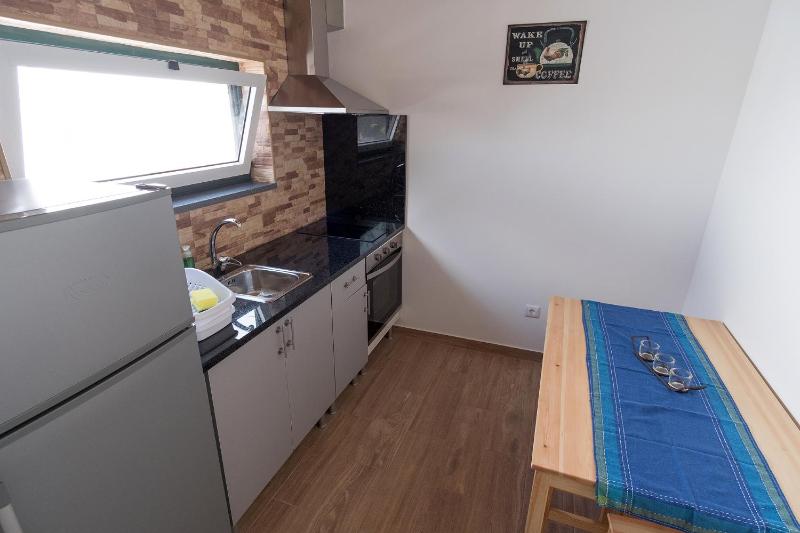 One-Bedroom House image 3