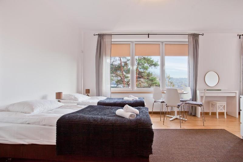Quadruple Room image 4