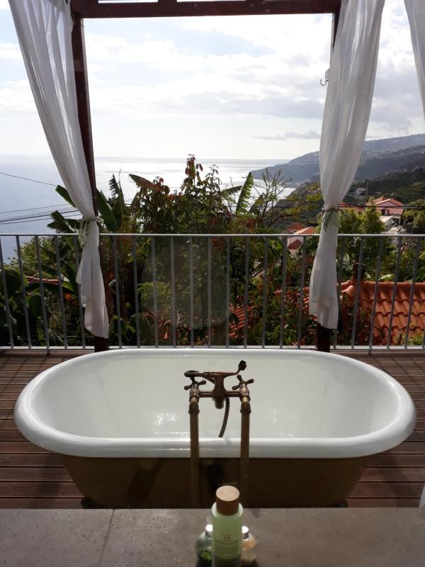 Villa with Sea View image 4