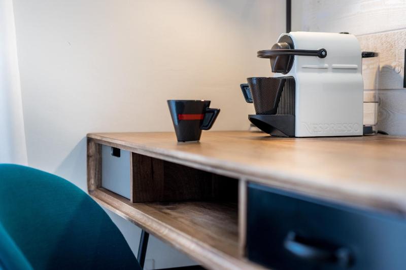 Triple Room with Sea View image 2