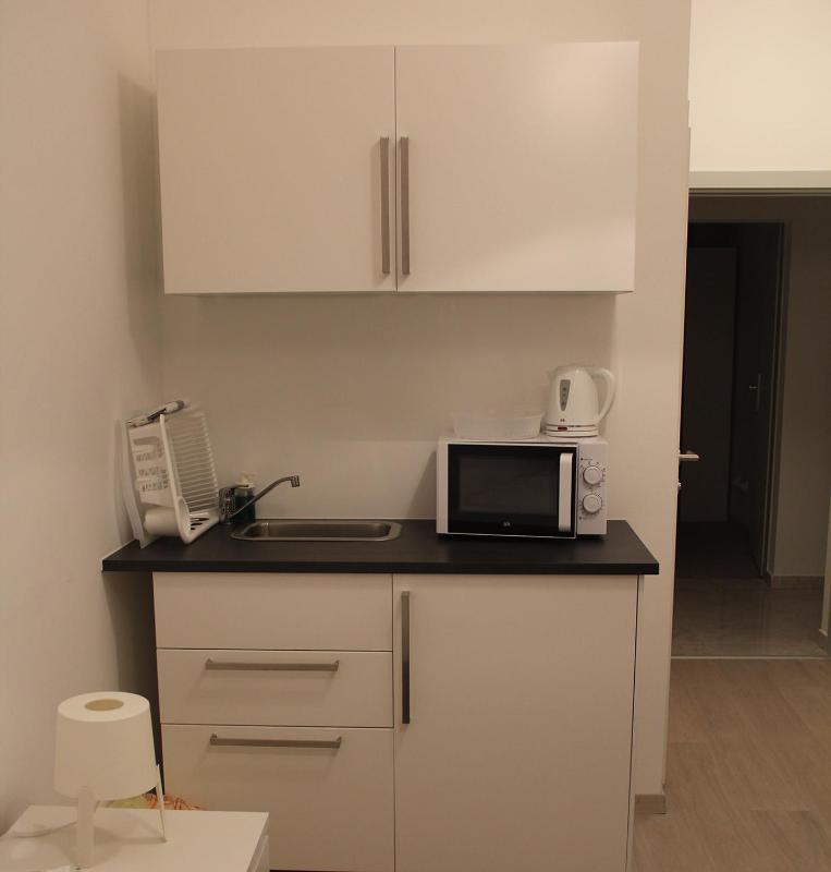 Hauptbahnhof Apartments S2 - image 10