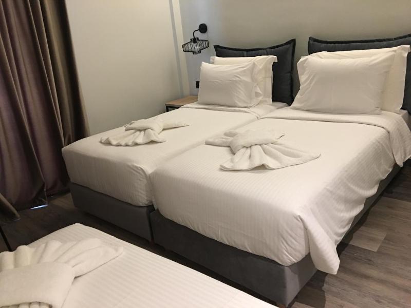 Double or Twin Room with Extra Bed (2 Adults + 1 Child) image 2