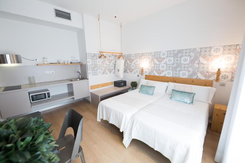 Hotel Catalina - image 14