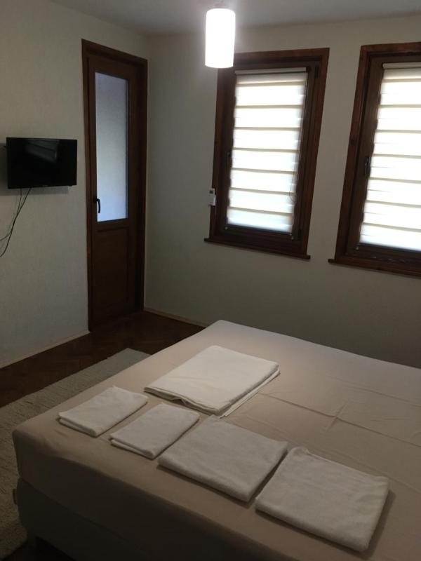 Double Room image 1