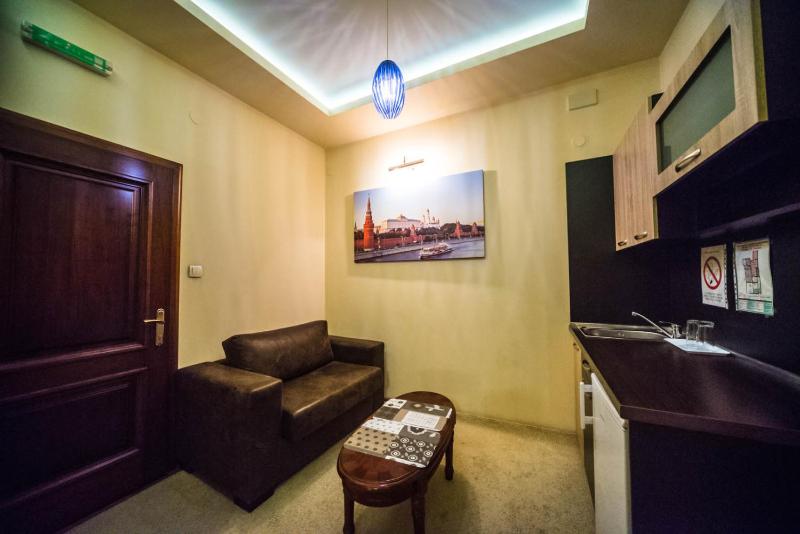 One-Bedroom Apartment image 4
