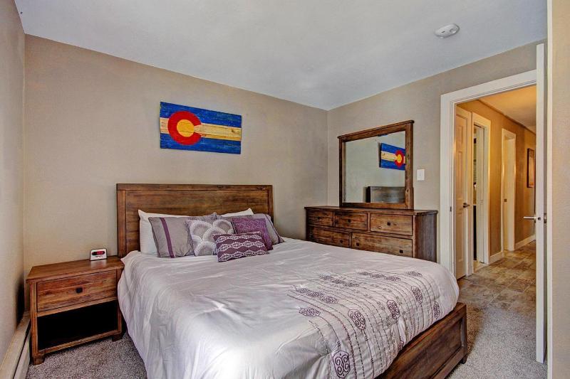 Peak 8 Village E35 Condo - image 22