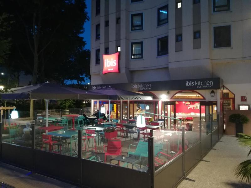 ibis Lyon Part Dieu Les Halles - image 10