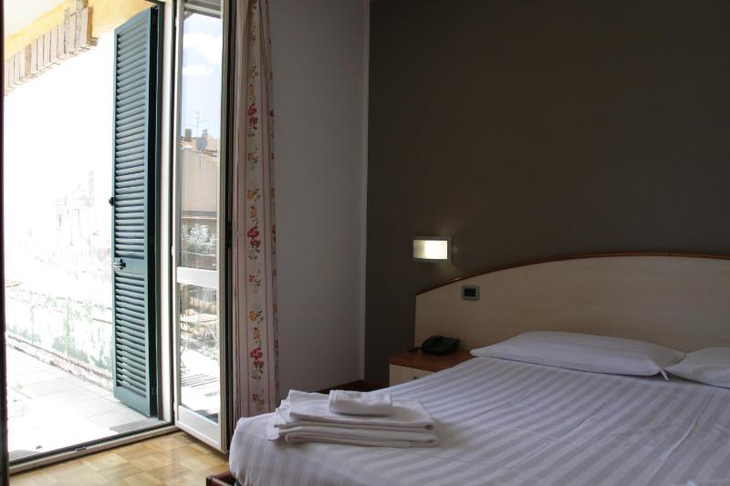 Quadruple Room image 3