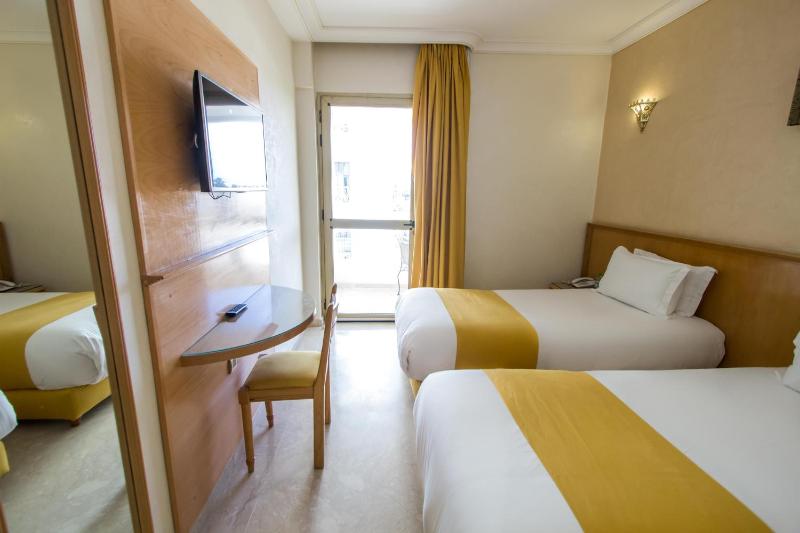 Double or Twin Room image 3
