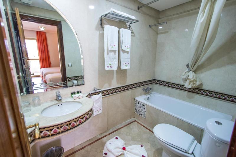Triple Room image 2