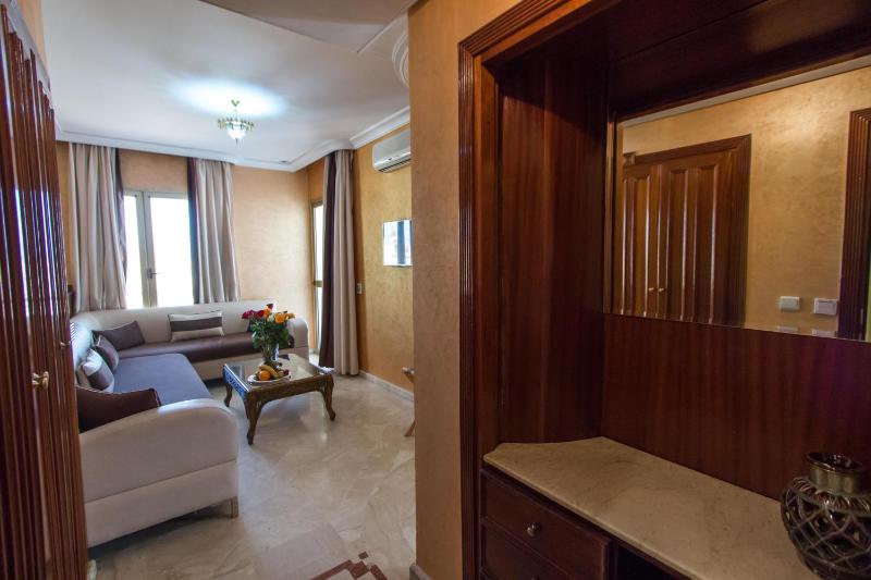 Junior Suite (3 Adults) image 2