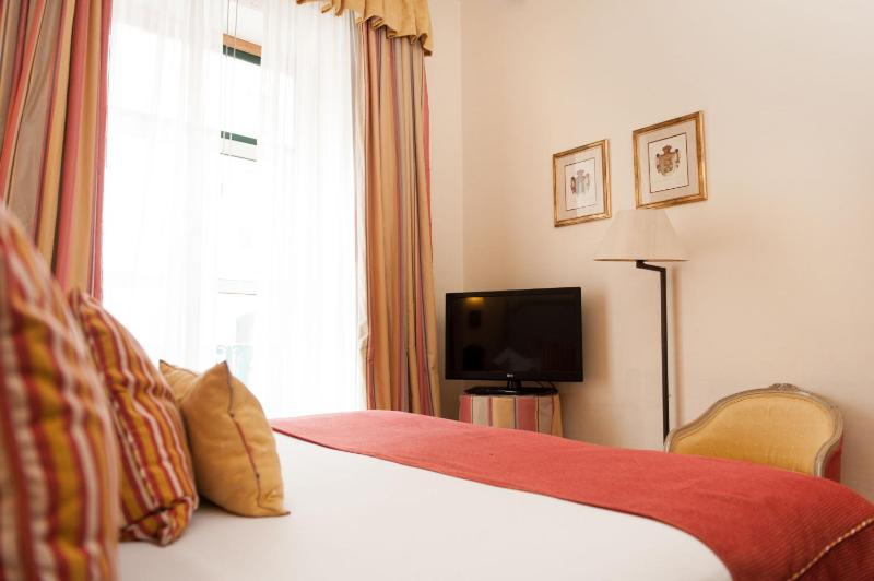 Luxury Double Room image 4