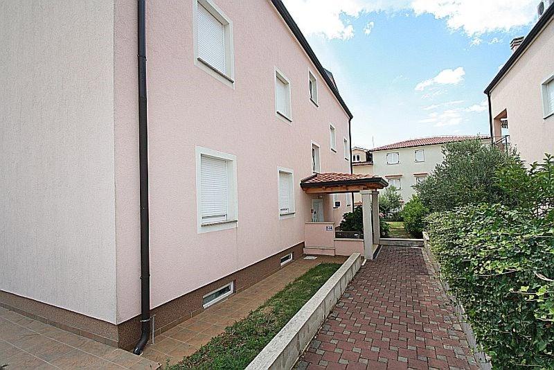 Apartment Bilic with balcony - image 16