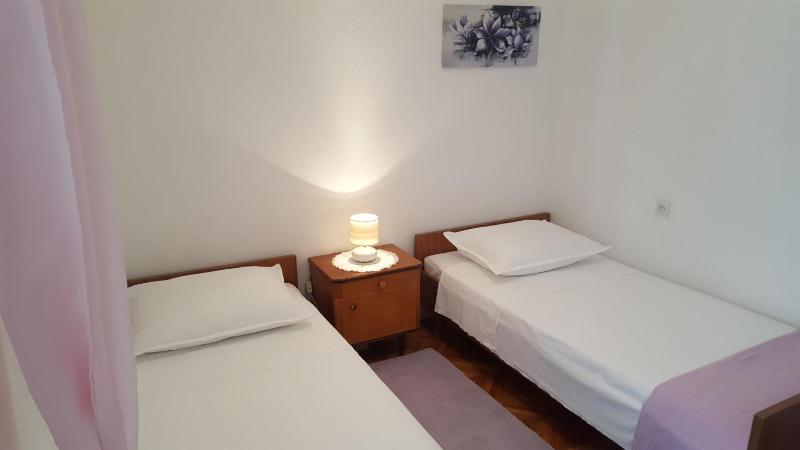 Two-Bedroom Apartment with Sea View image 3