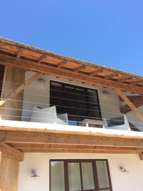 Double Room with Balcony image 3