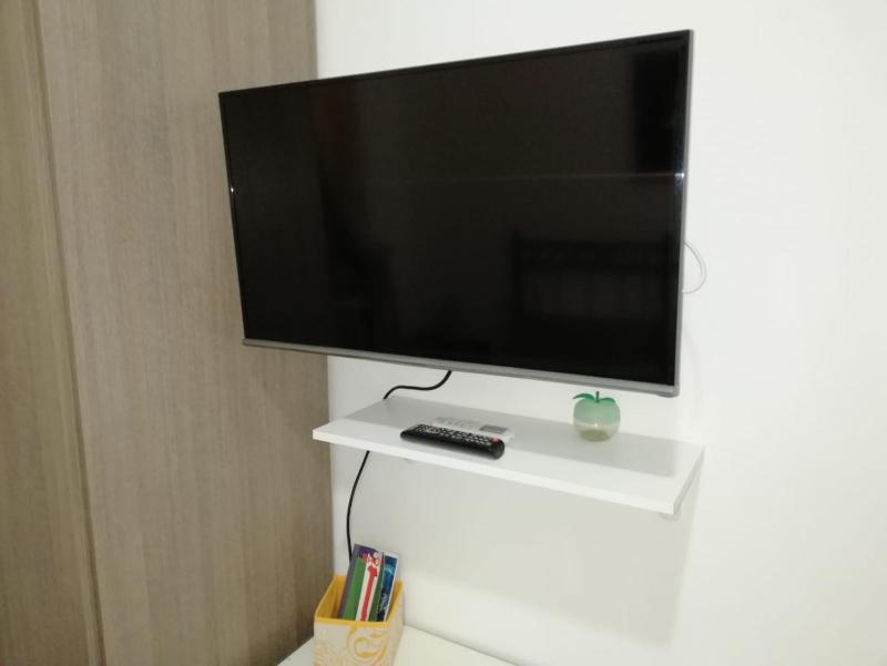 Double or Twin Room image 4