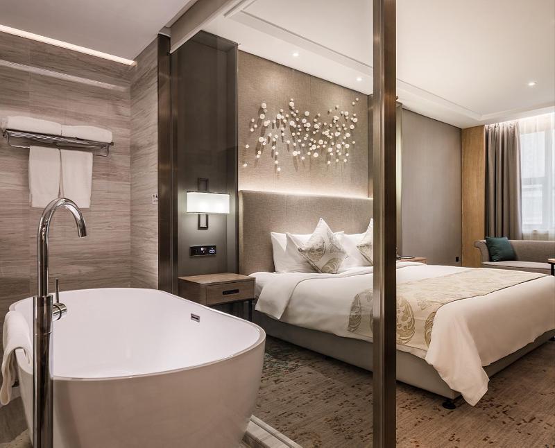 Wuhan Hongguang Hotel - image 2