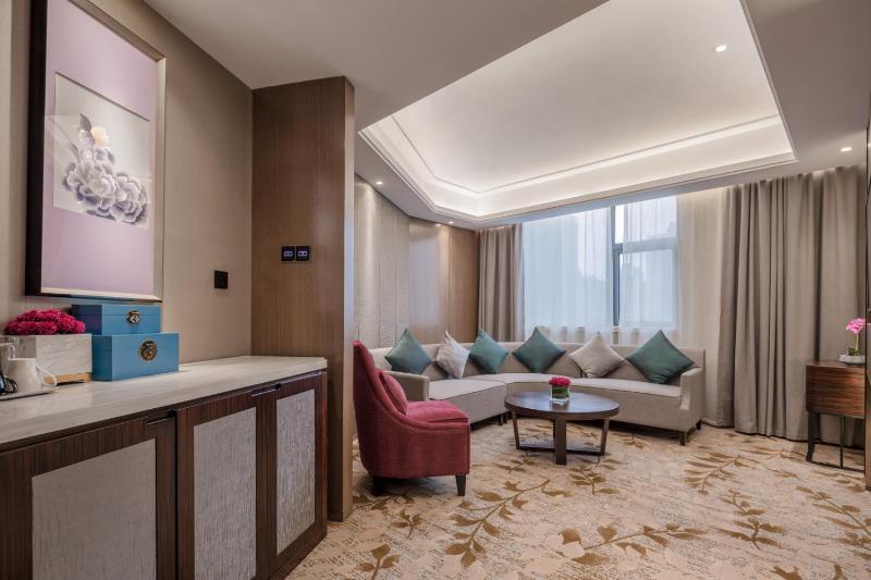 Wuhan Hongguang Hotel - image 40