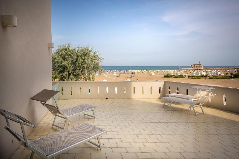 Hotel Delfino - image 20