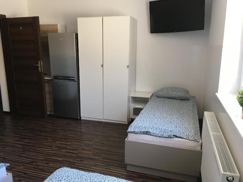 Quadruple Room image 4