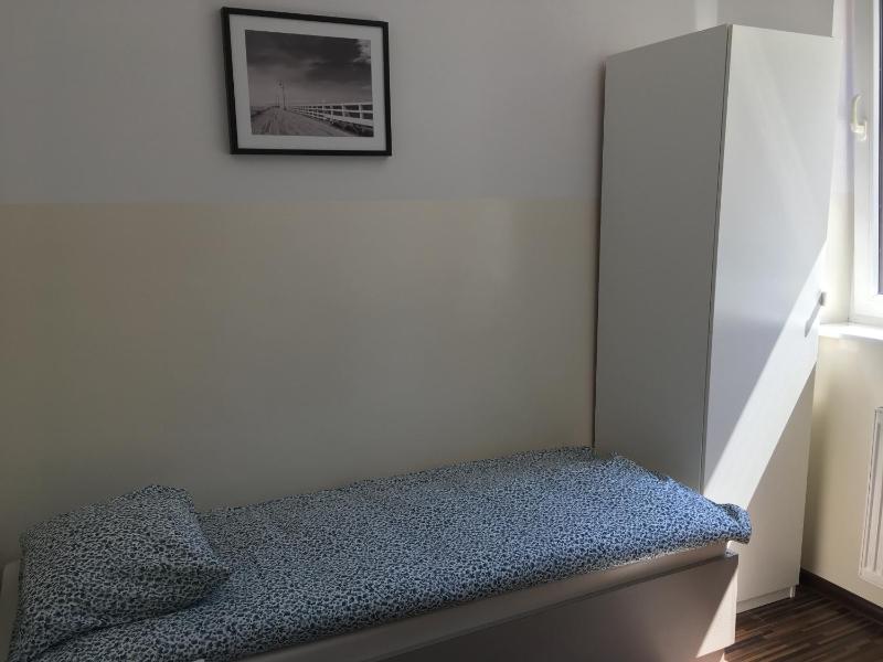 Single Room image 2