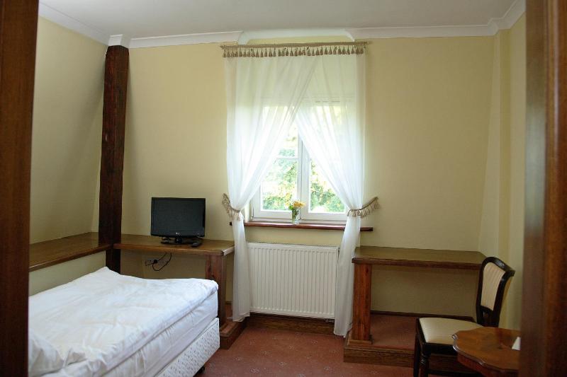 Single Room image 2