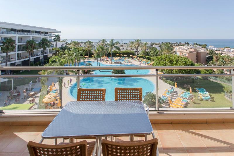 Superior One-Bedroom Apartment with Sea View image 4