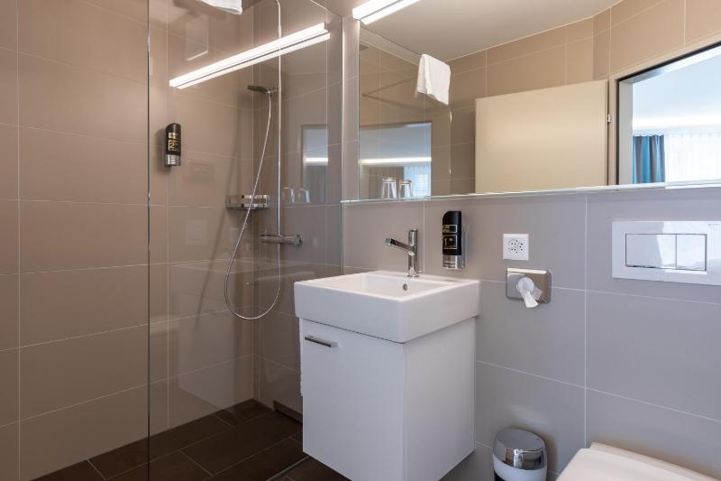 Standard Single Room image 1