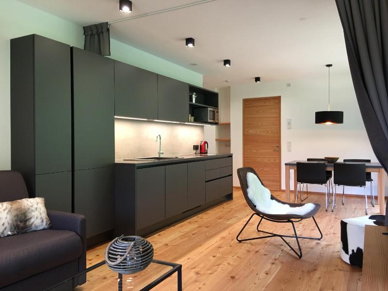 Deluxe Apartment - Ground Floor image 4