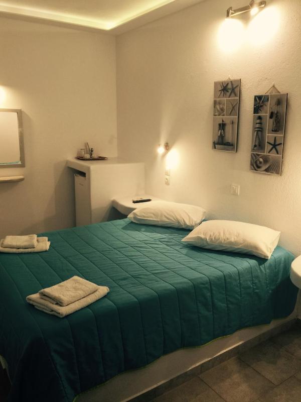 Evagelia's Place - image 16