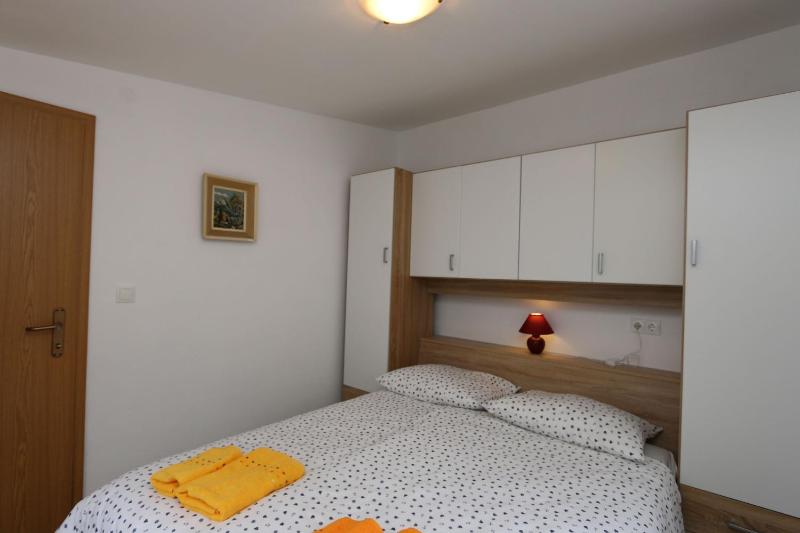 One-Bedroom Holiday Home image 3
