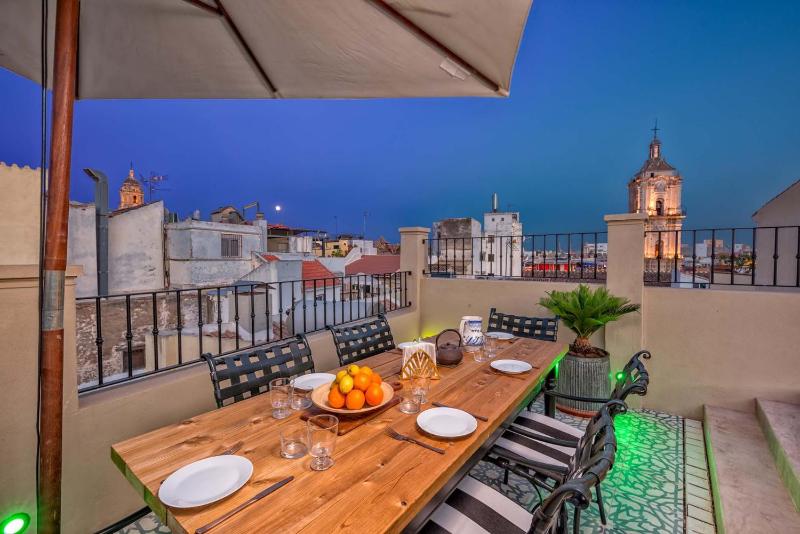 Sagrado Corazon Penthouse in Malaga by Solaga Holiday Homes - image 24