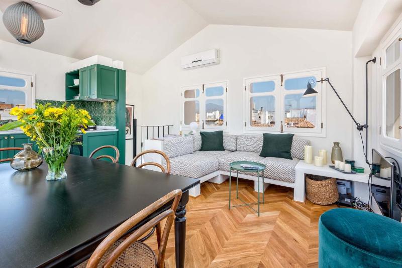 Sagrado Corazon Penthouse in Malaga by Solaga Holiday Homes - image 14