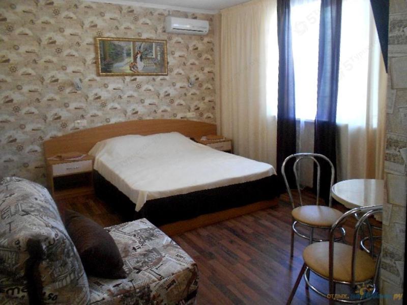 Classic Triple Room image 1