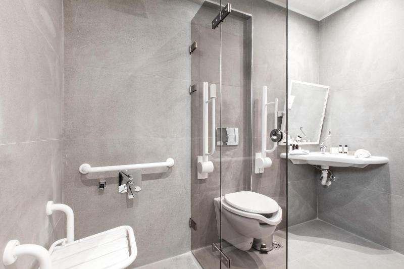 Double Room - Disability Access image 4