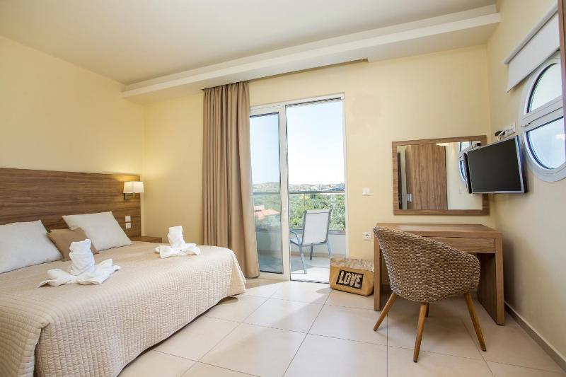 Premium Double or Twin Room image 1